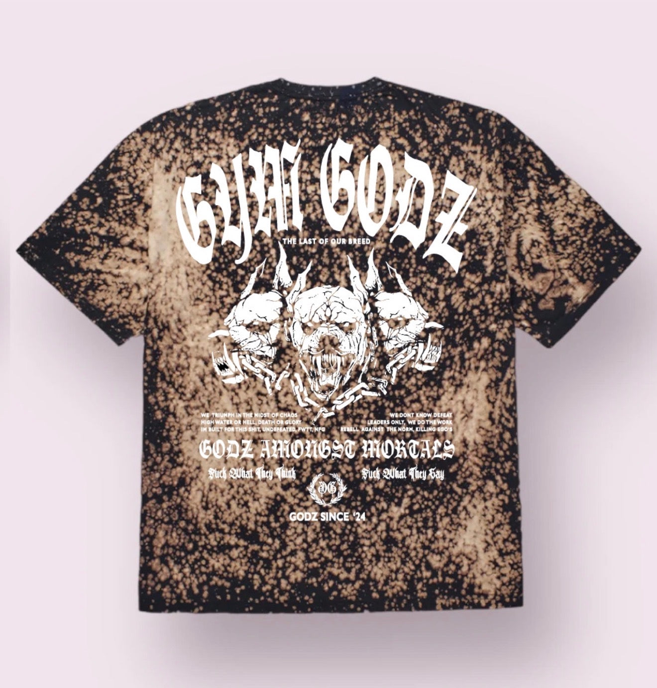 HELLS HOUNDZ TEE IN BLEACHED