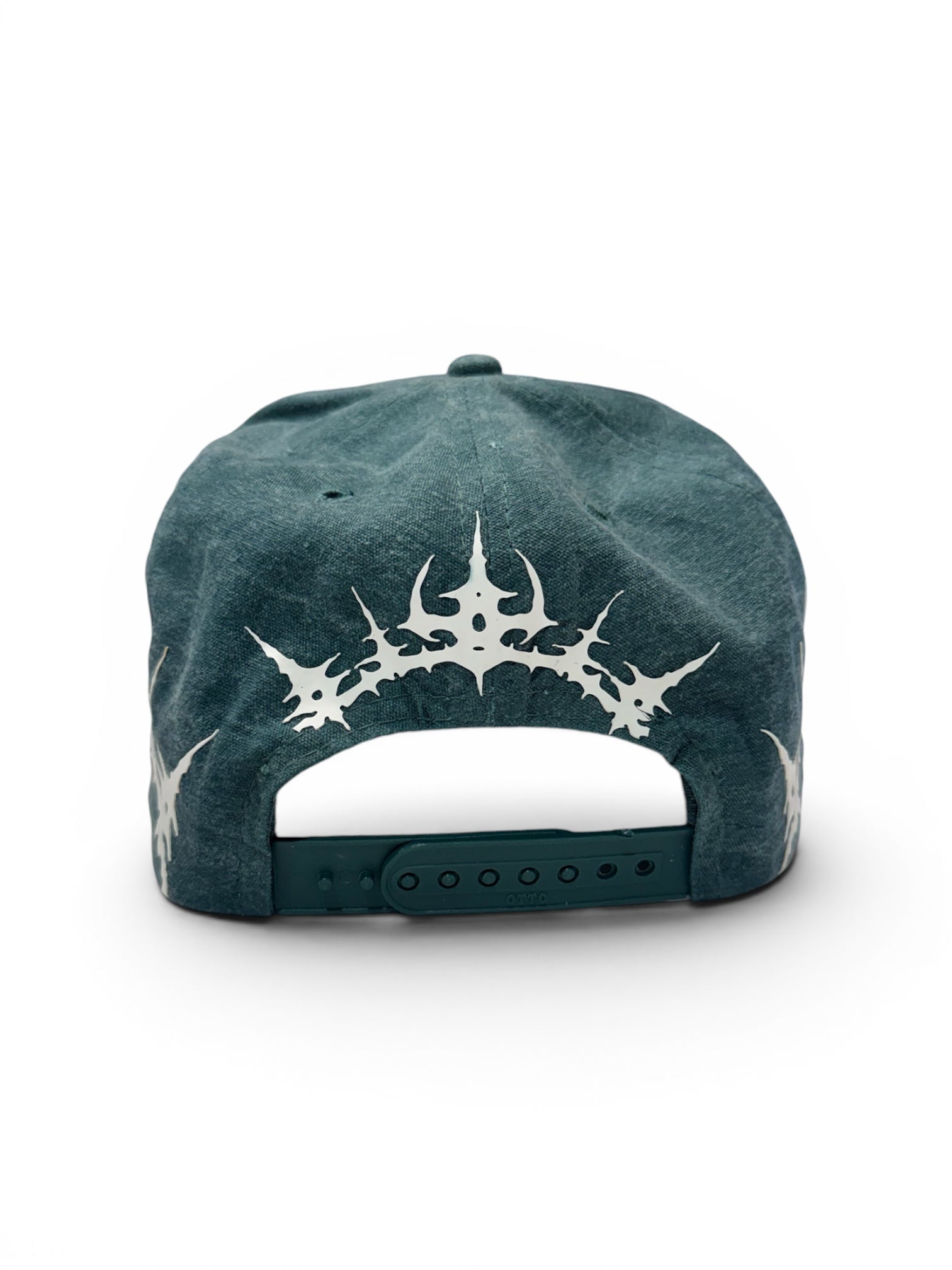 WE REIGN THE THRONE HAT IN WASHED GREEN