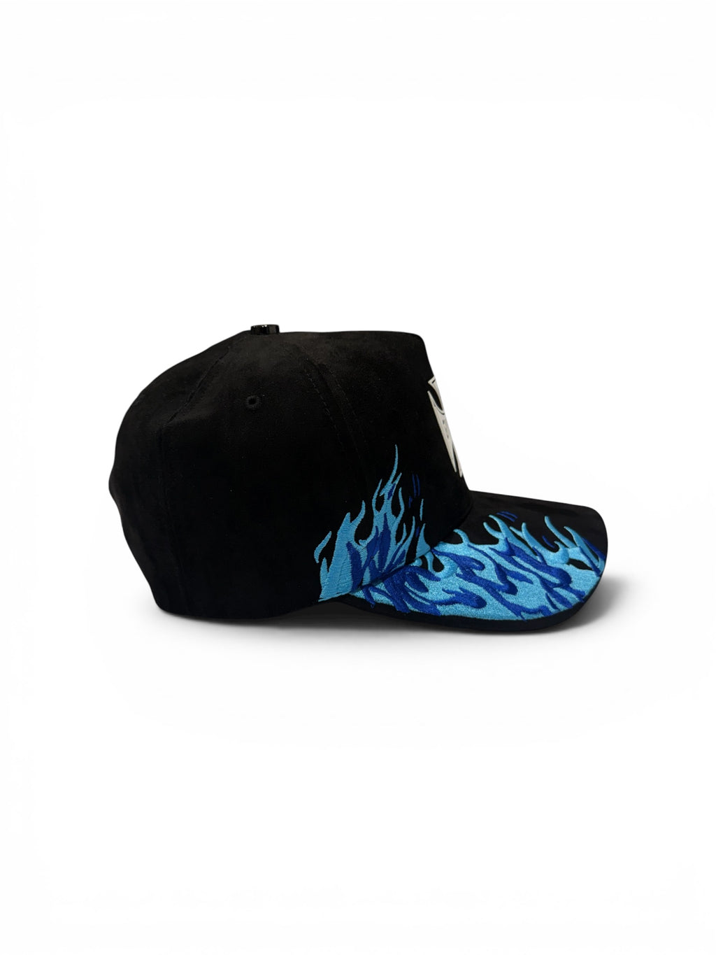 THE IRON VEIL HAT IN BLACK